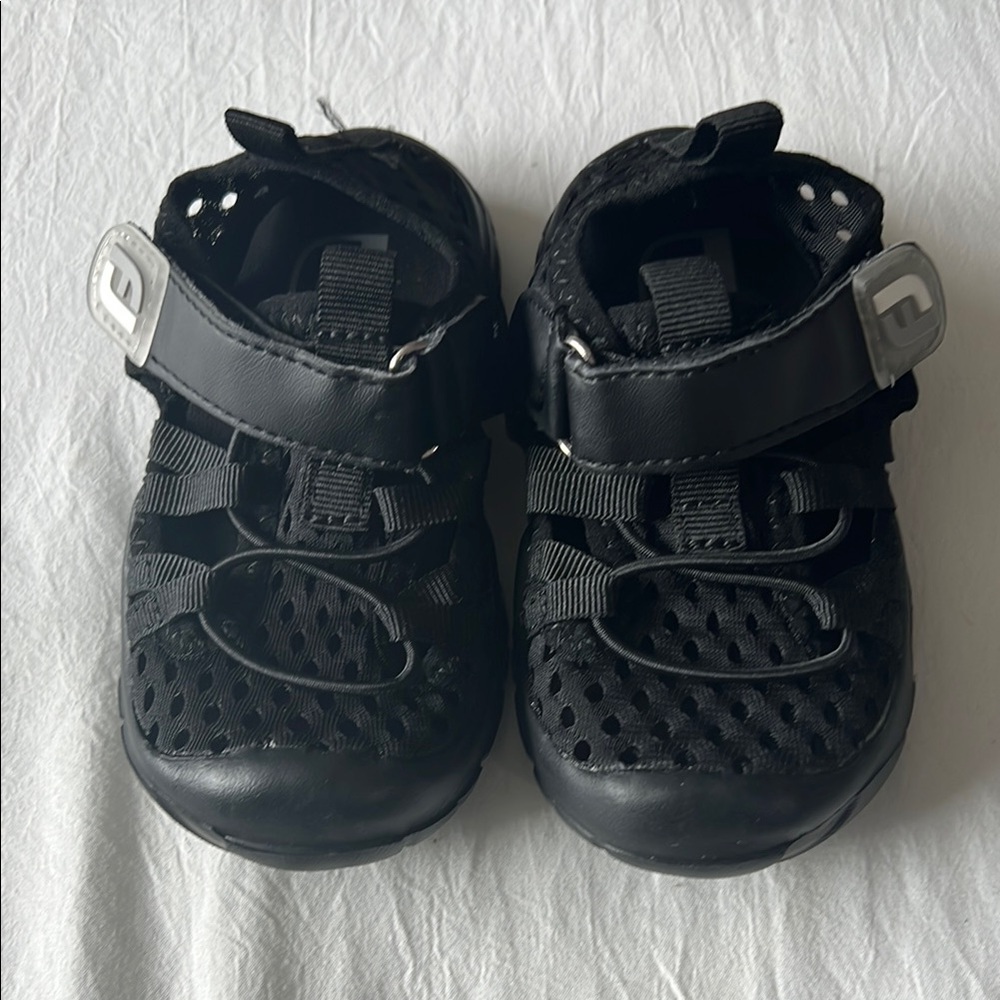 Kids Black Athletic/Water Shoes